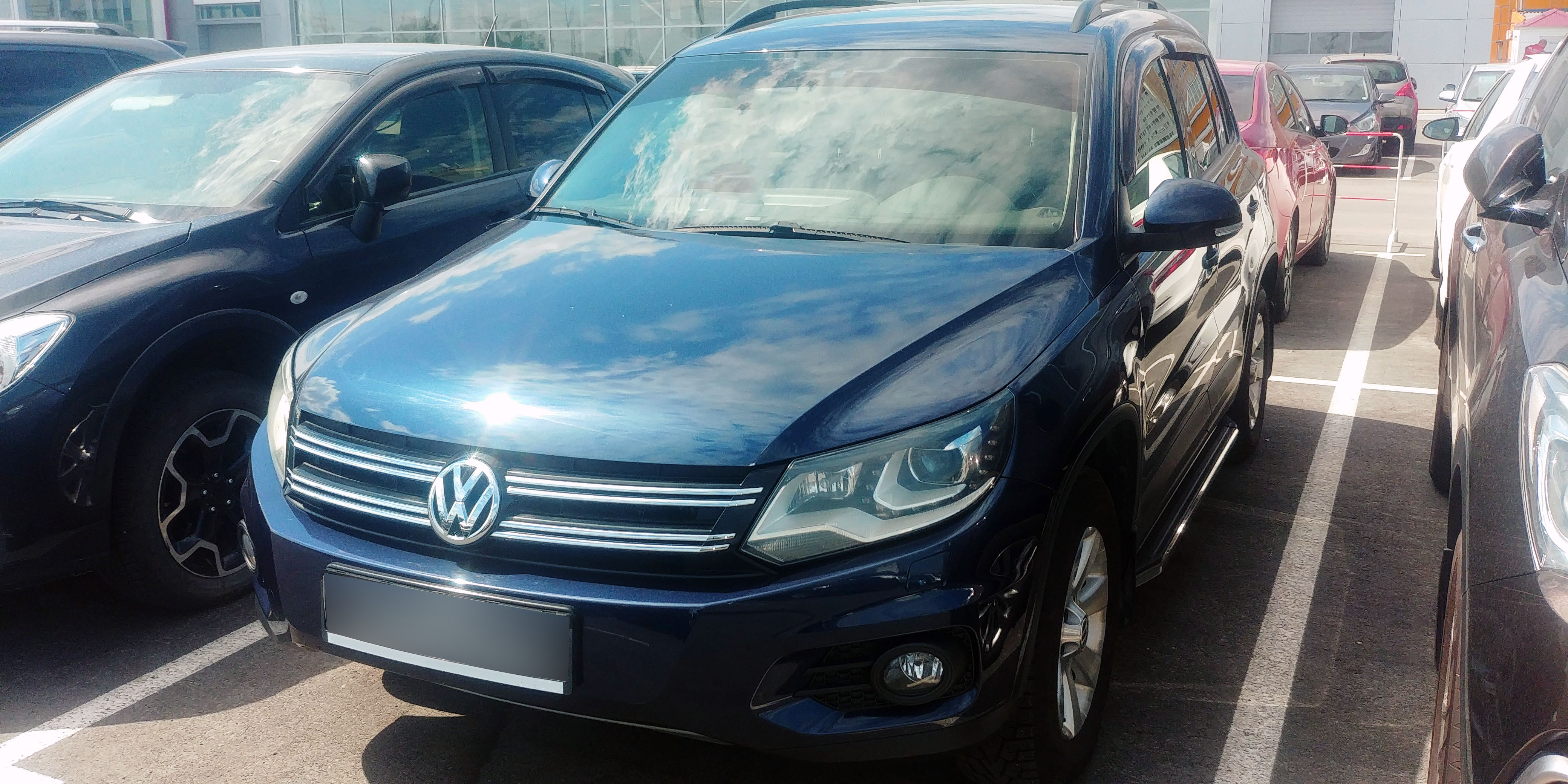 Прокат Volkswagen Tiguan в Хабаровске без водителя - 3300 в день